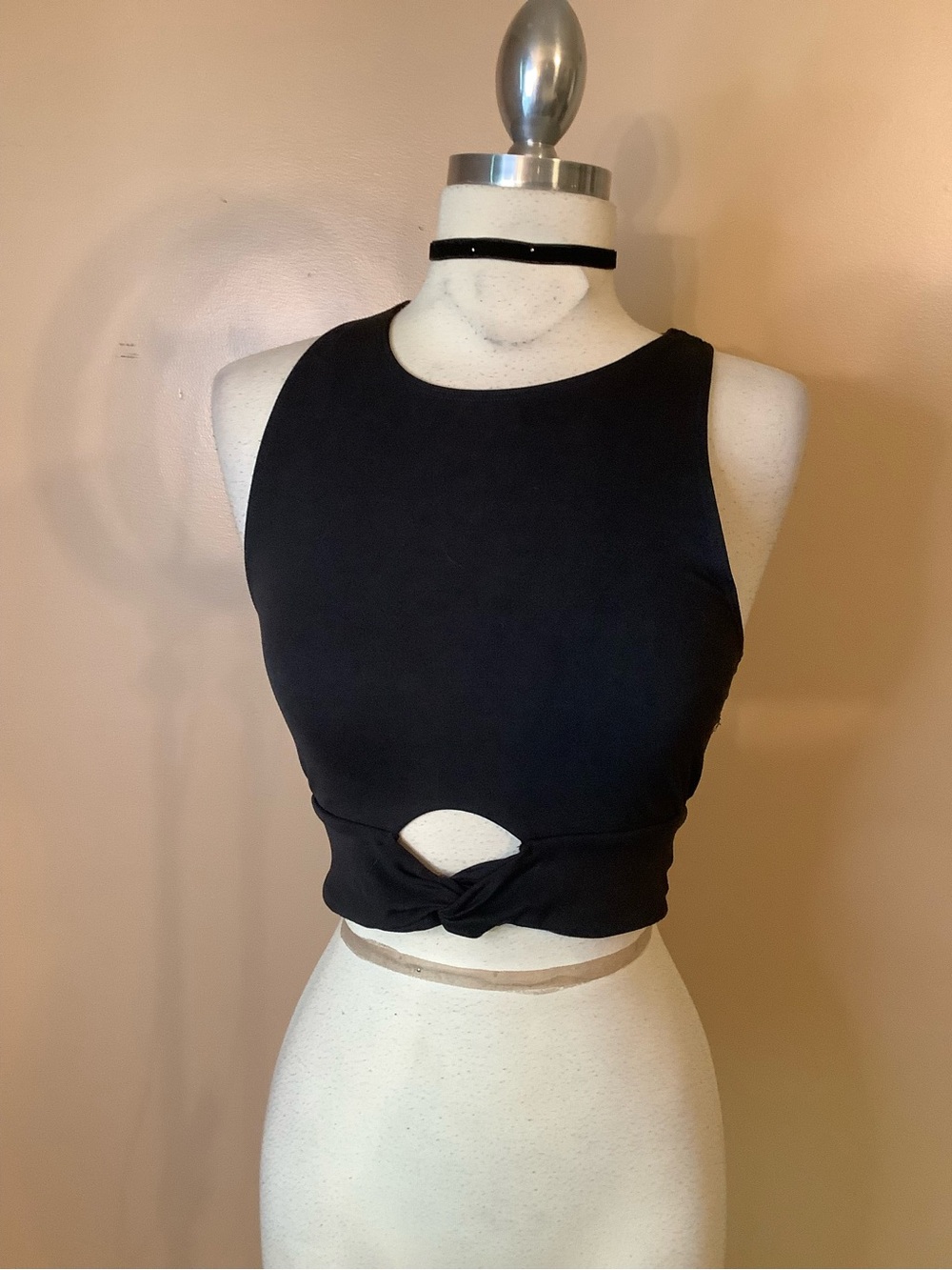Aerie Offline Real Me Extra Women's Black Twist Front Athletic Tank Top Small